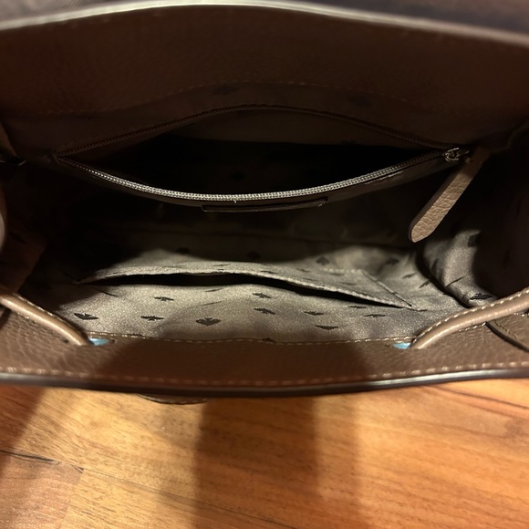 Kate Spade Purse / Backpack - Picture 4 of 13